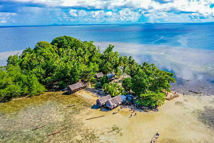 Peli Island, Manus Province, Papua New Guinea