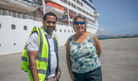 Left to right: TPA’s Planning & Project Officer, Murray Vuriambu with PNG-born Australian Tourist, Michele Morrison, prior to the ship’s departure from Port Moresby.