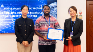 Dr. Fanny Vong, Craig M Kaviagu and Dr. Eunji Tae