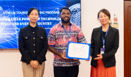 Dr. Fanny Vong, Craig M Kaviagu and Dr. Eunji Tae