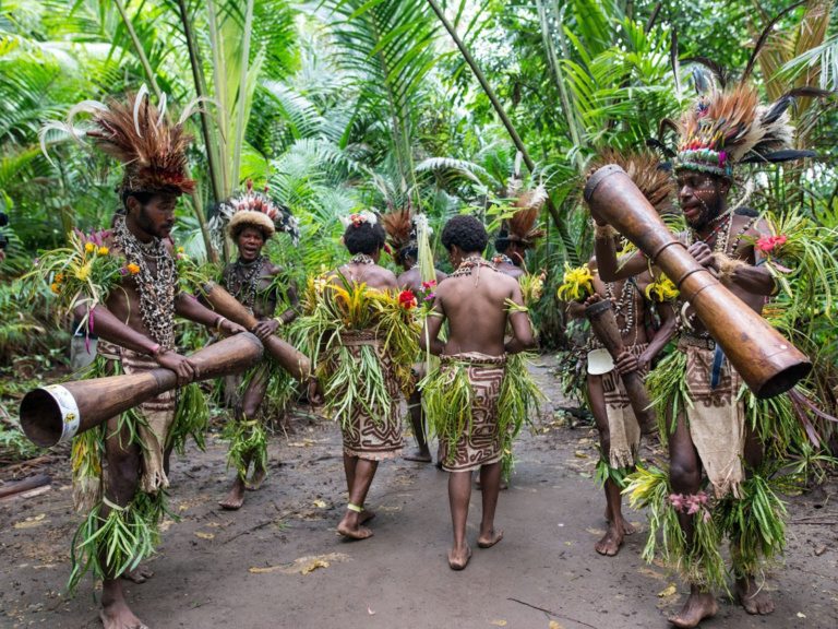 Tufi Cultural Tour.