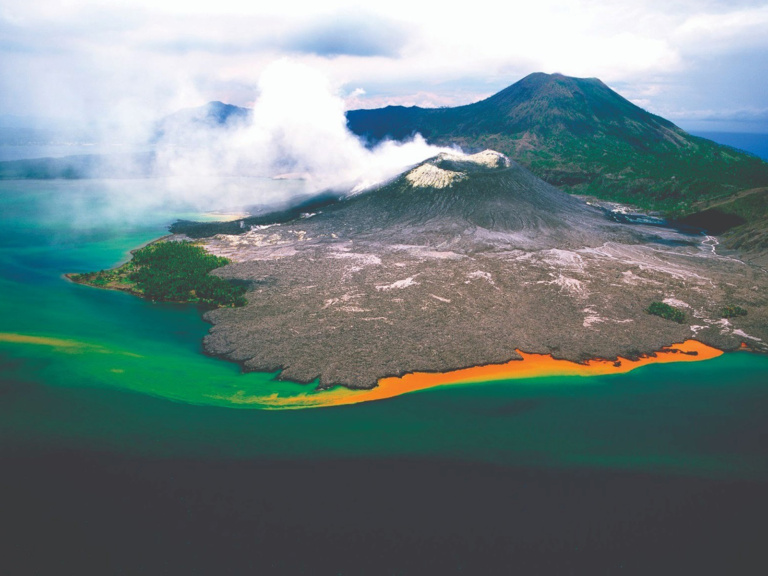 Mount Tavurvur, Rabaul, East New Britain Province.