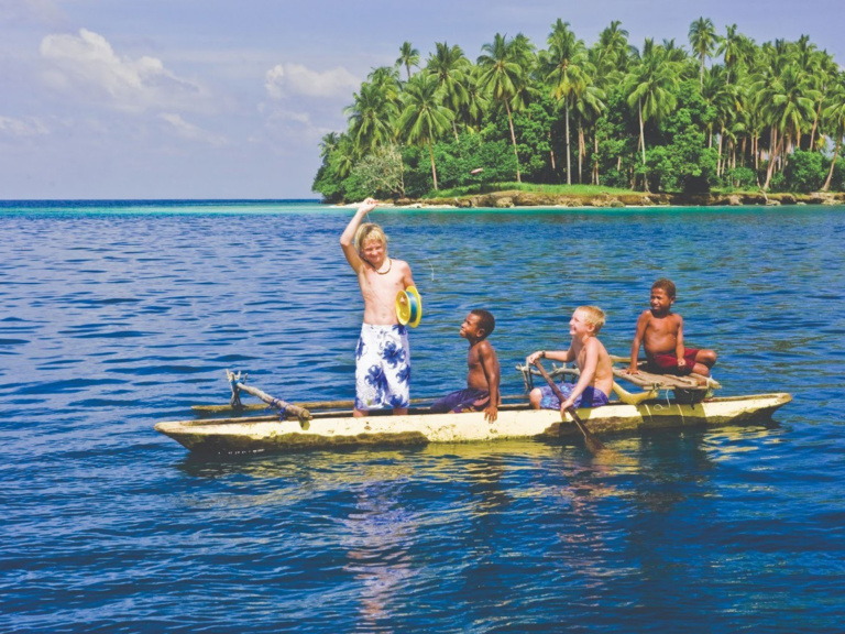 Canoeing And Handlining At Jais Aben