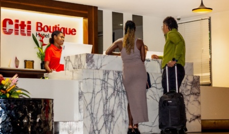 Citi Serviced Apartments Lahara Avenue Lobby