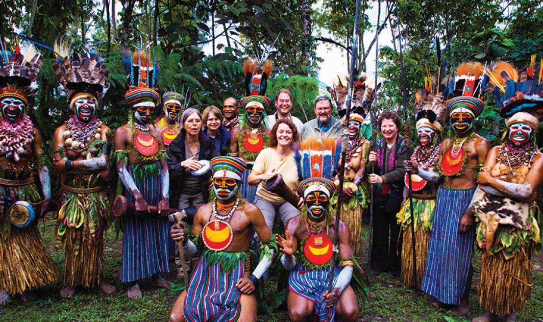 Paiya village cultural performers with tourists, Western Highlands Province. Credit: David Kirkland Paiya Village Tirbe Tourists Western Highlands Province Papua New Guinea Ed